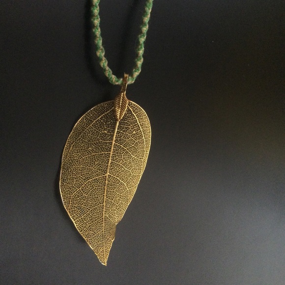 Genuine gold dipped real leaf pendant necklace - Picture 2 of 4